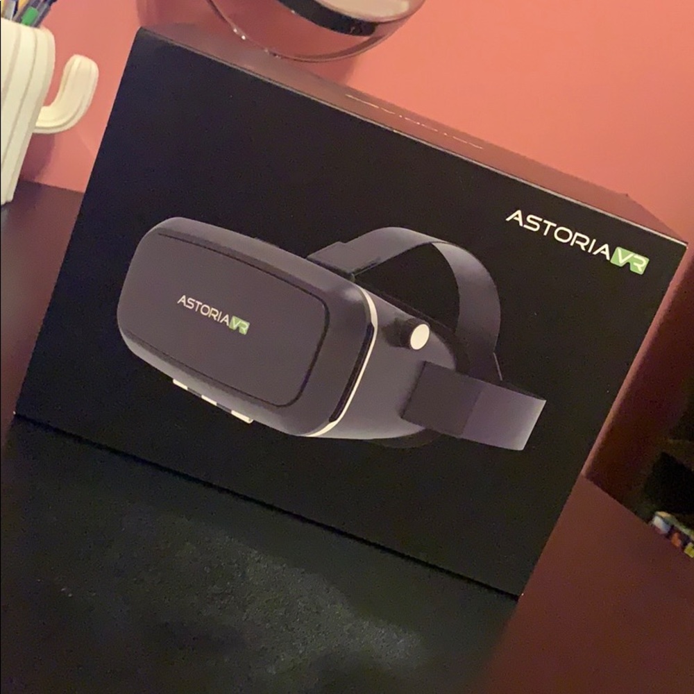 Astoria VR set